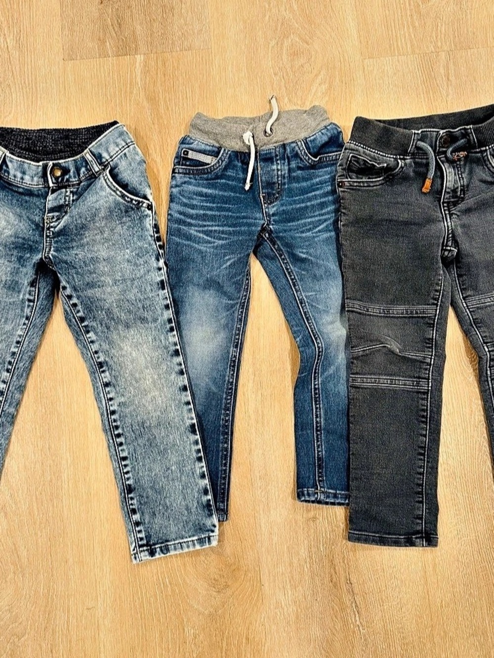 OshKosh B'gosh Skinny Fit Core Stretch Boys Size 4T Jeans 3-Pair Set